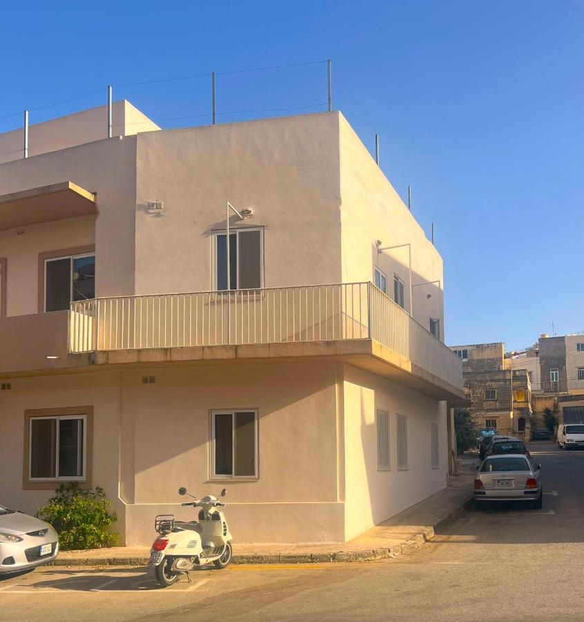 Smart Hostel Birkirkara Bagian luar foto