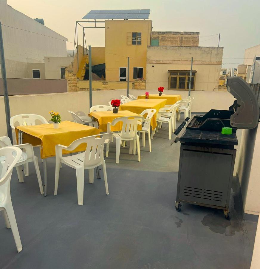 Smart Hostel Birkirkara Bagian luar foto