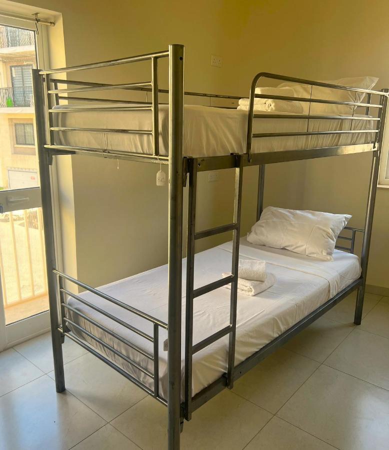 Smart Hostel Birkirkara Bagian luar foto