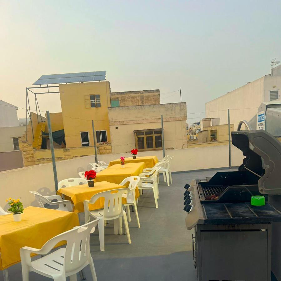 Smart Hostel Birkirkara Bagian luar foto